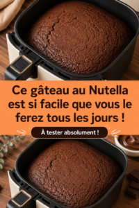 Un gâteau moelleux au Nutella sur une assiette en bois.