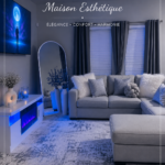 Salon décoré dans un style aesthetic, alliant couleurs pastel et objets vintage.