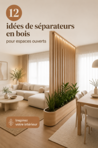 Un salon moderne avec un séparateur en bois créant une ambiance chaleureuse.