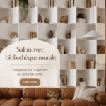Salon chaleureux avec une bibliothèque murale en bois